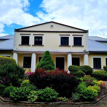 فيلا Wrzosowe Siedlisko Czosnów المظهر الخارجي الصورة
